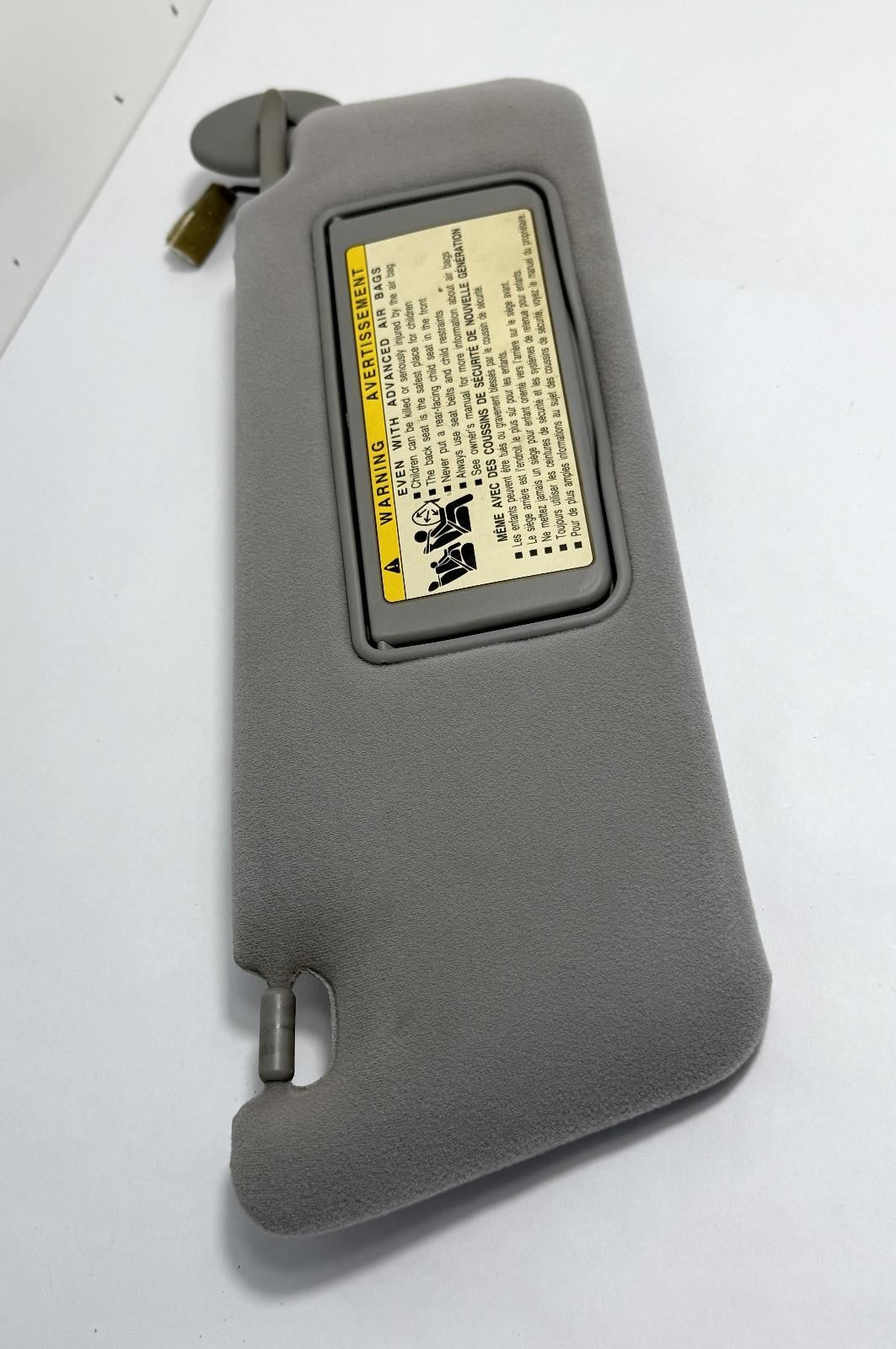 2005-2006 LEXUS ES330 SUN VISOR RIGHT PASSENGER SIDE OEM 