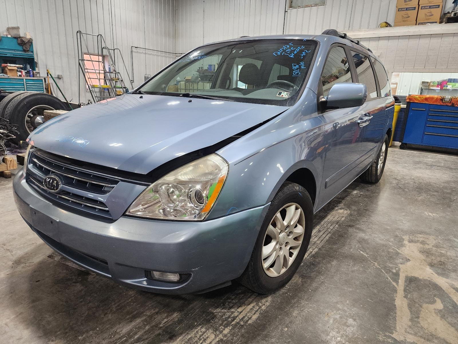Used Engine Coolant Reservoir fits: 2009 Kia Sedona  Grade A