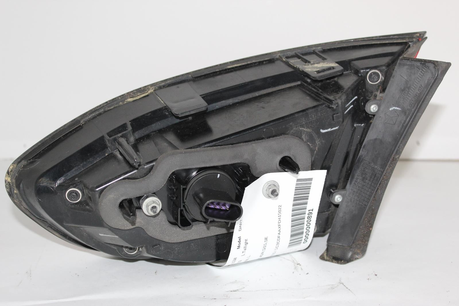DODGE DART L Taillight ends, L. 13 14 15 16