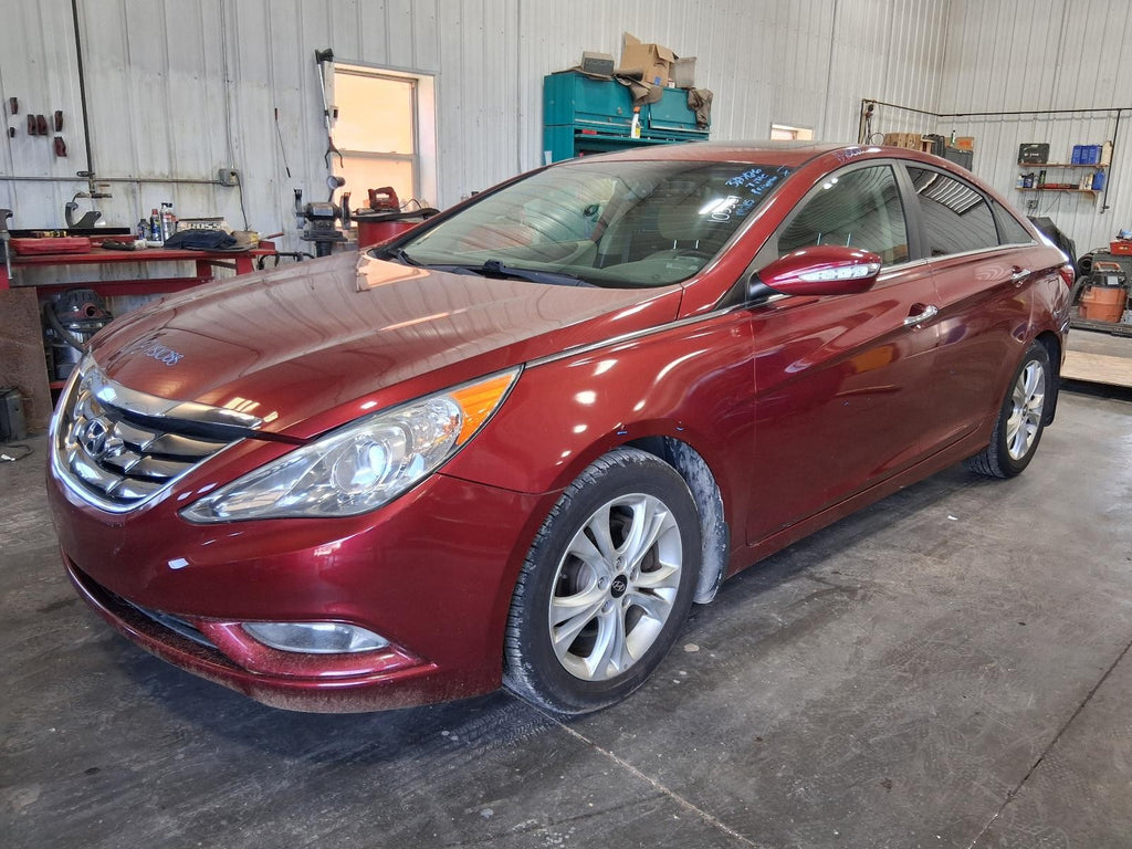 Used Rear Right Door Assembly Rear Side fits: 2013 Hyundai Sonata electric VIN C