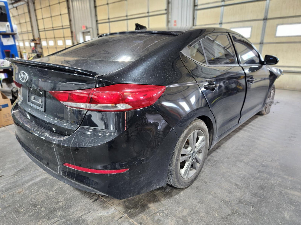 Used Windshield Wiper Motor fits: 2018 Hyundai Elantra Sedan Grade A