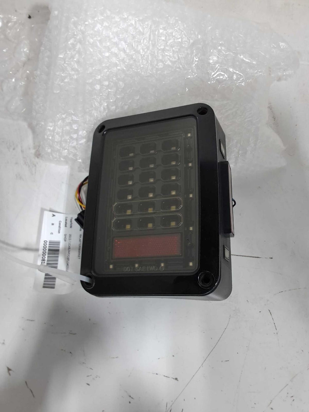 Used Right Tail Light Assembly fits: 2015 Jeep Wrangler Right Grade A