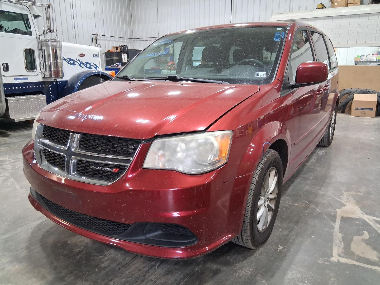 Used Windshield Wiper Motor fits: 2014 Dodge Caravan  Grade A