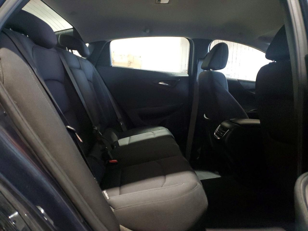 Used Windshield Wiper Motor fits: 2020 Chevrolet Malibu VIN Z 4th digit New Styl