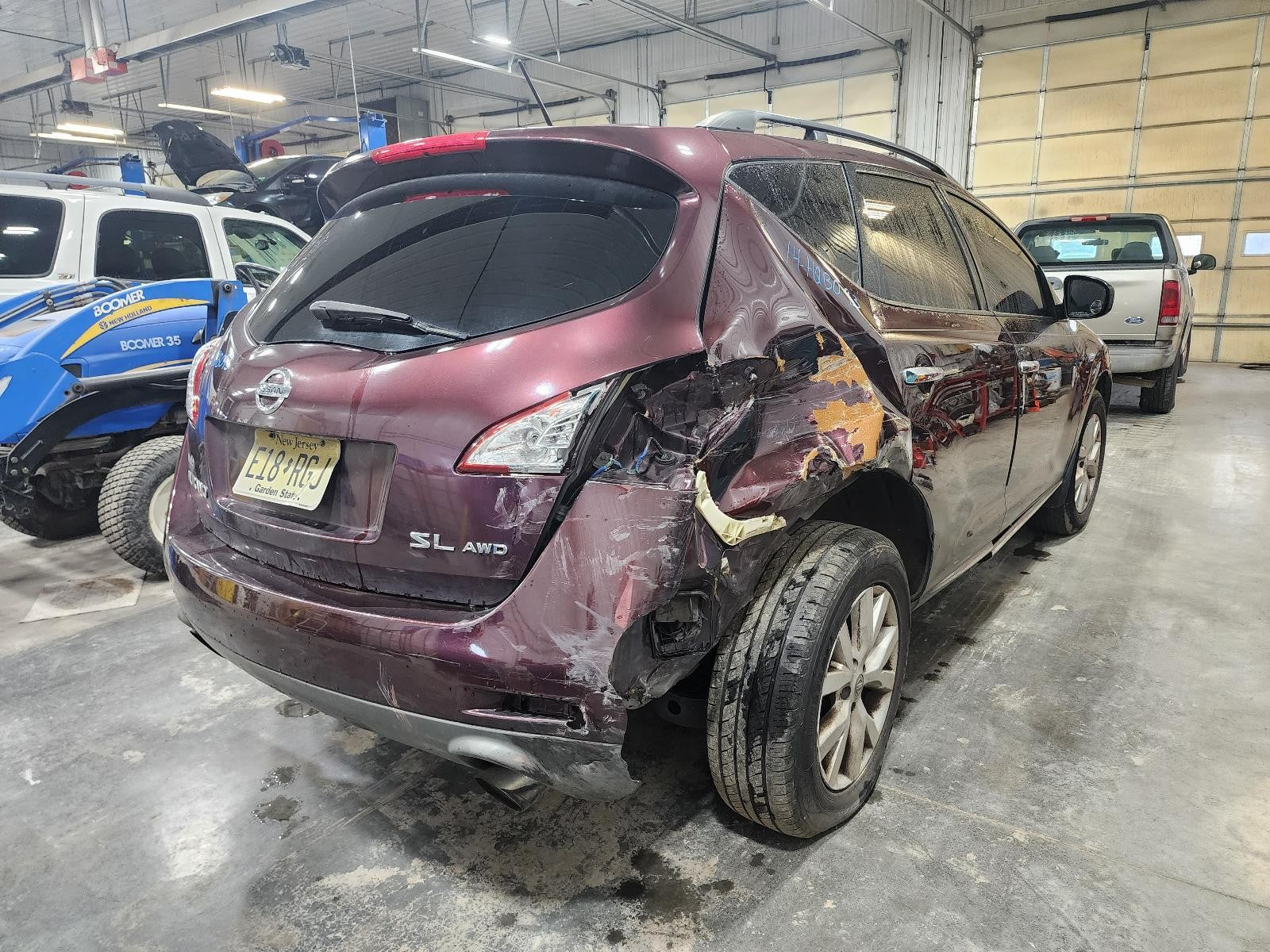 Used Rear Left Door Window Regulator Rear fits: 2014 Nissan Murano electric Rear