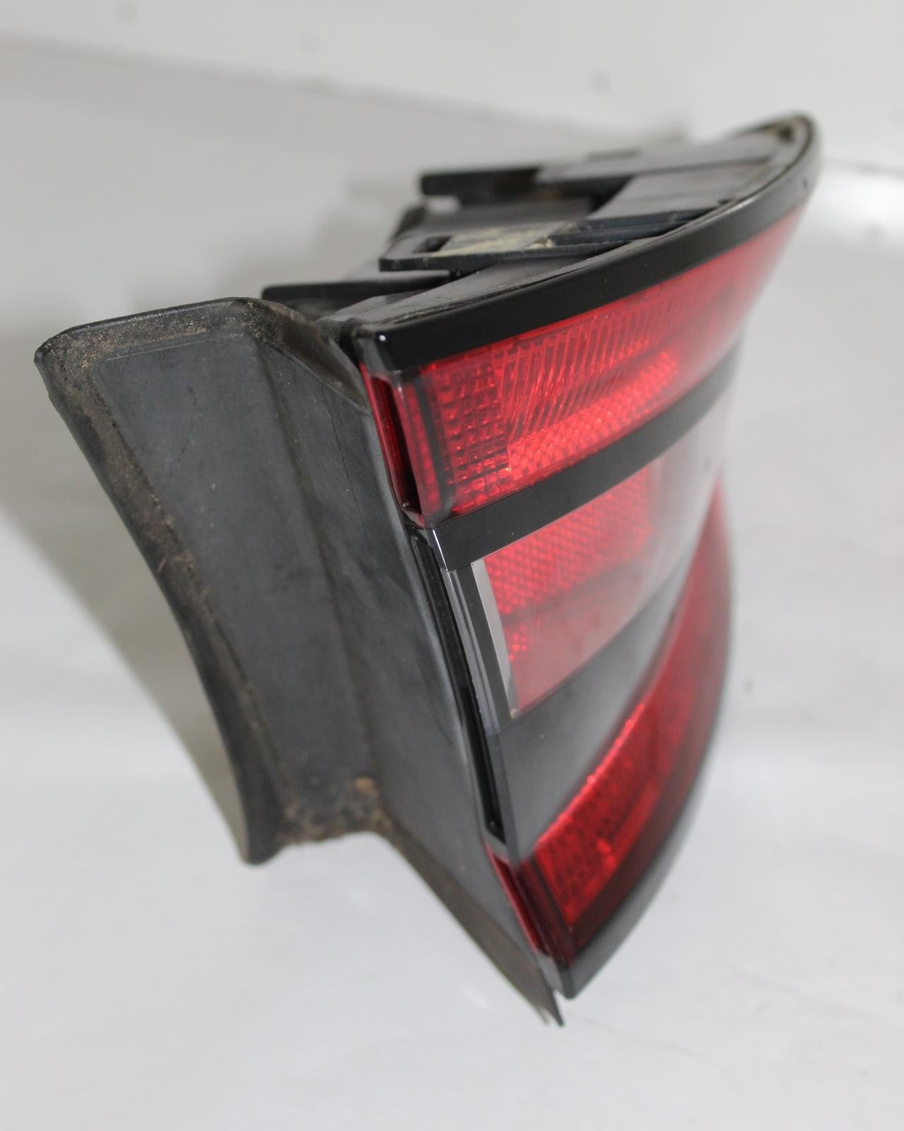 Used Left Tail Light Assembly fits: 2015 Dodge Dart ends Left Grade A