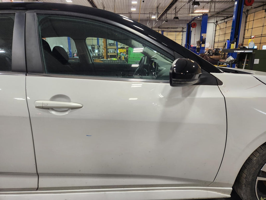 Used Front Right Door Assembly Front fits: 2020 Nissan Sentra electric Front Rig