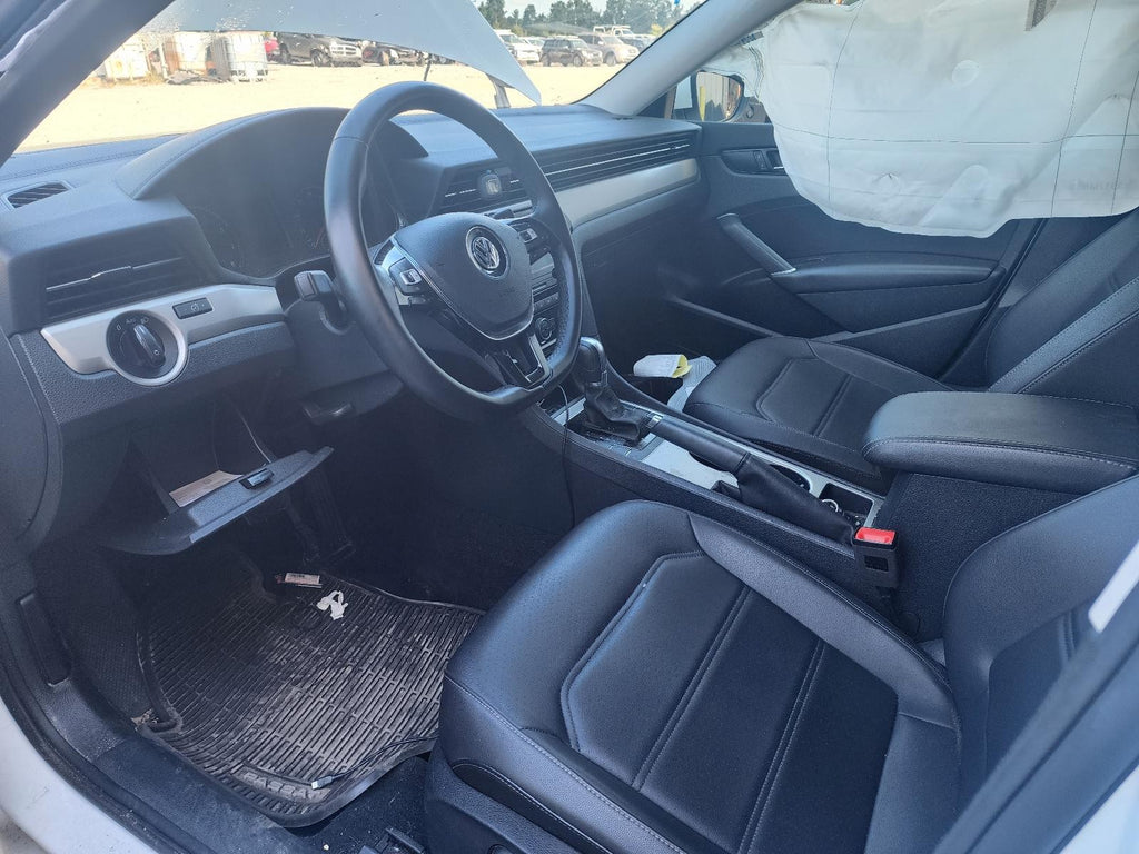 Used A/C Selector Switch fits: 2020 Volkswagen Passat dual zone climatronic Grad