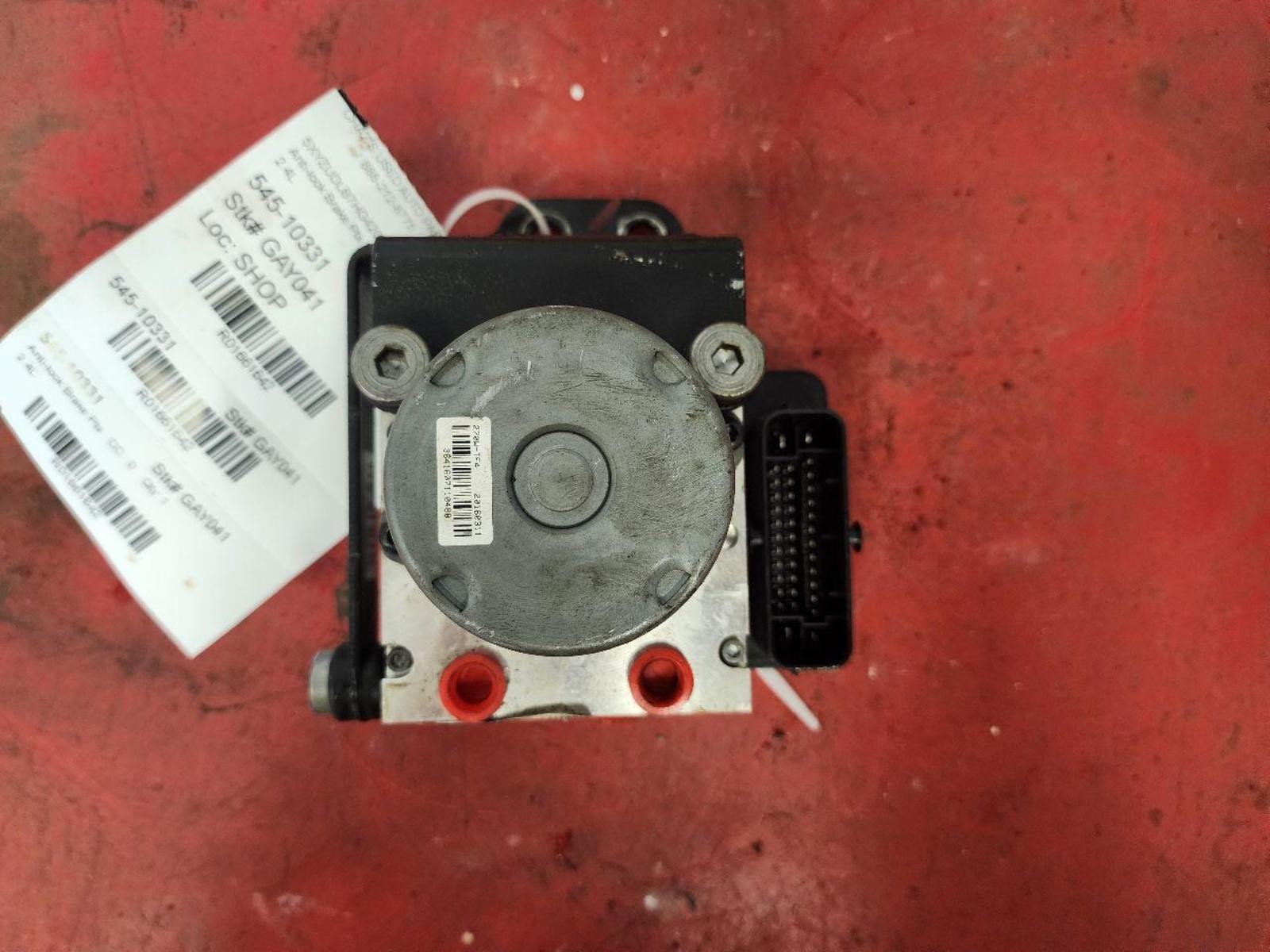 HYUNDAI SANTA FE Anti-Lock Brake Part (actuator and pump assembly), SWB (Sport