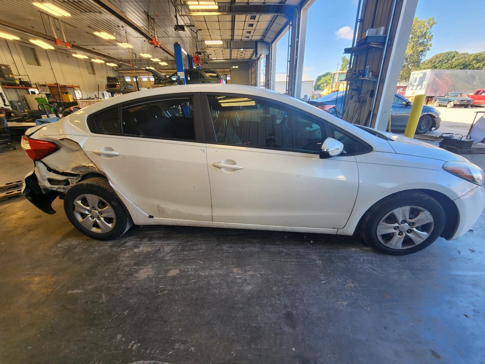 Used HVAC Blower Motor fits: 2015 Kia Forte  Grade A
