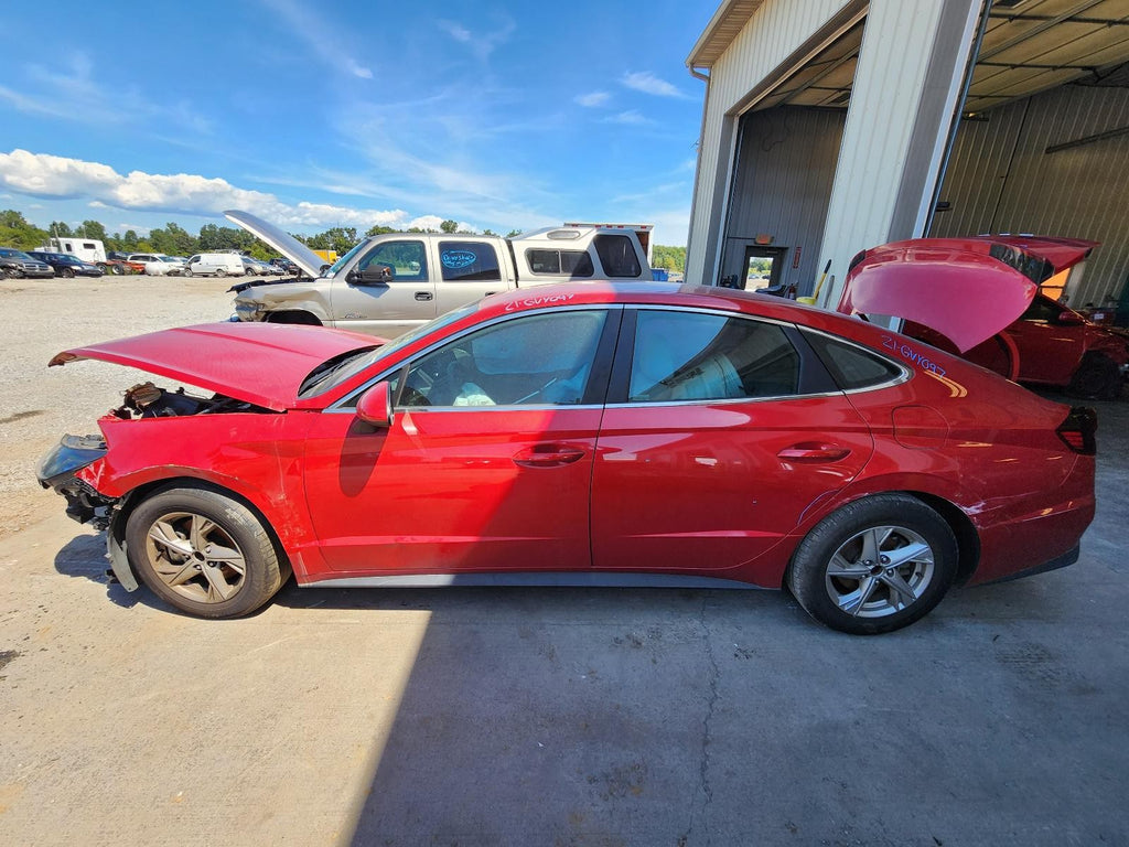 Used Wheel fits: 2021 Hyundai Sonata gasoline 16x6-1/2 alloy ID 52910L0110 Grade