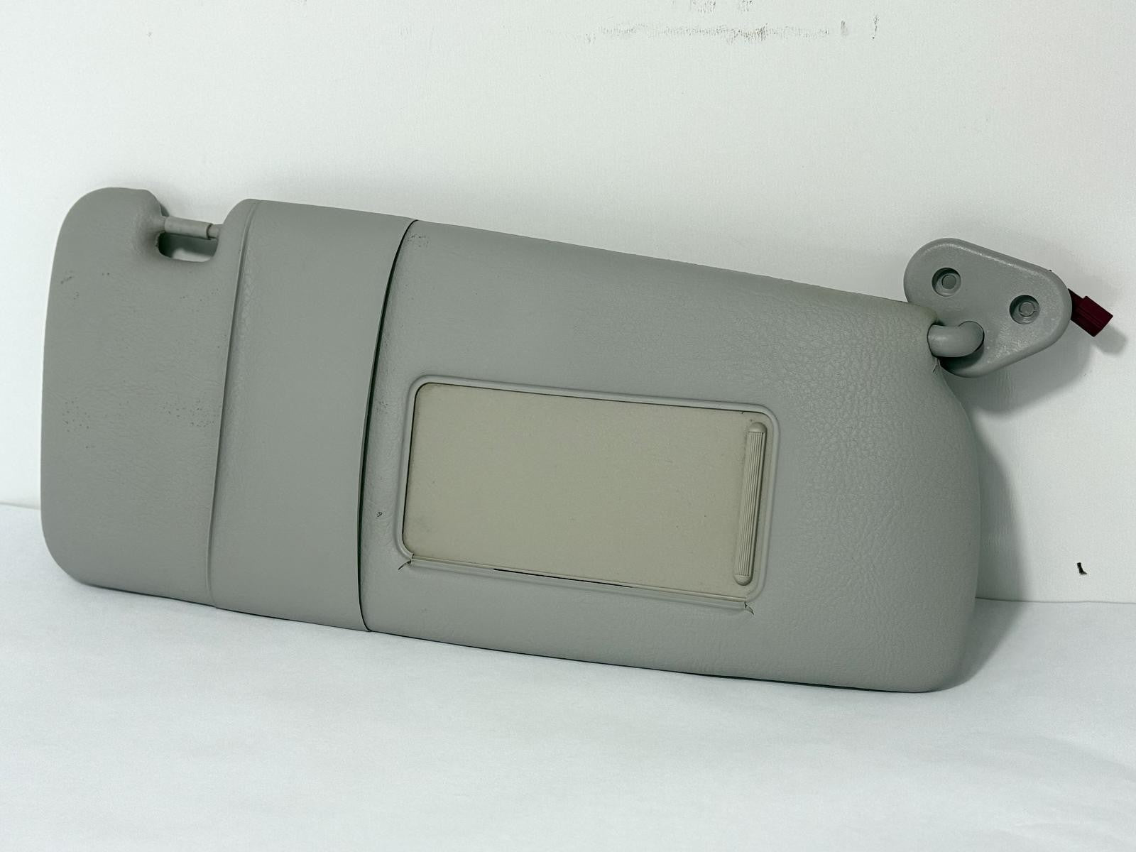 2001-2005 BMW 330i E46 SUN VISOR SHADE RIGHT PASSENGER SIDE LEATHER OEM
