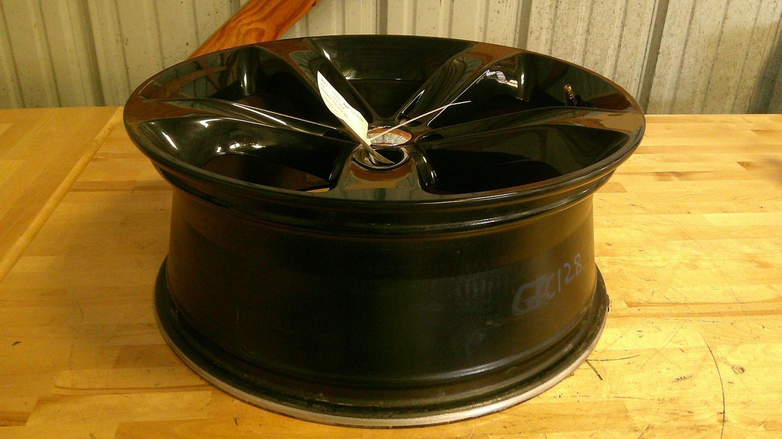 DODGE CHALLENGER Wheel 20x8, painted, black 13 14