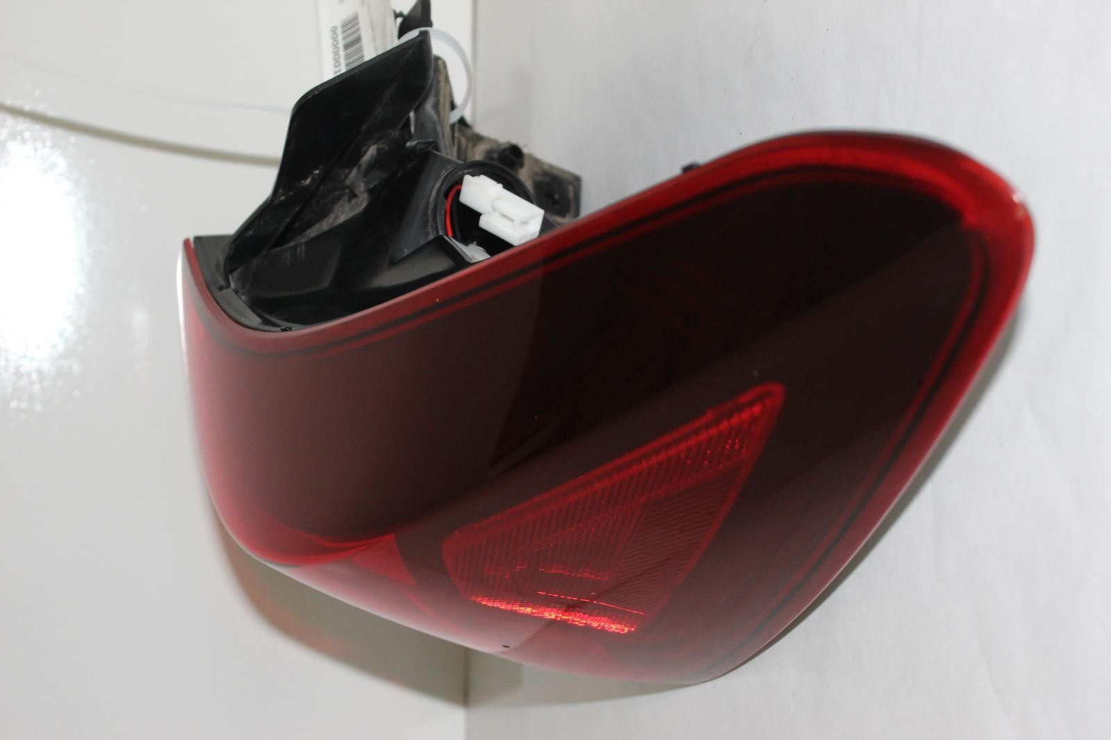 CHEVROLET TRAILBLAZER R Taillight quarter panel mounted, incandescent (opt TVM