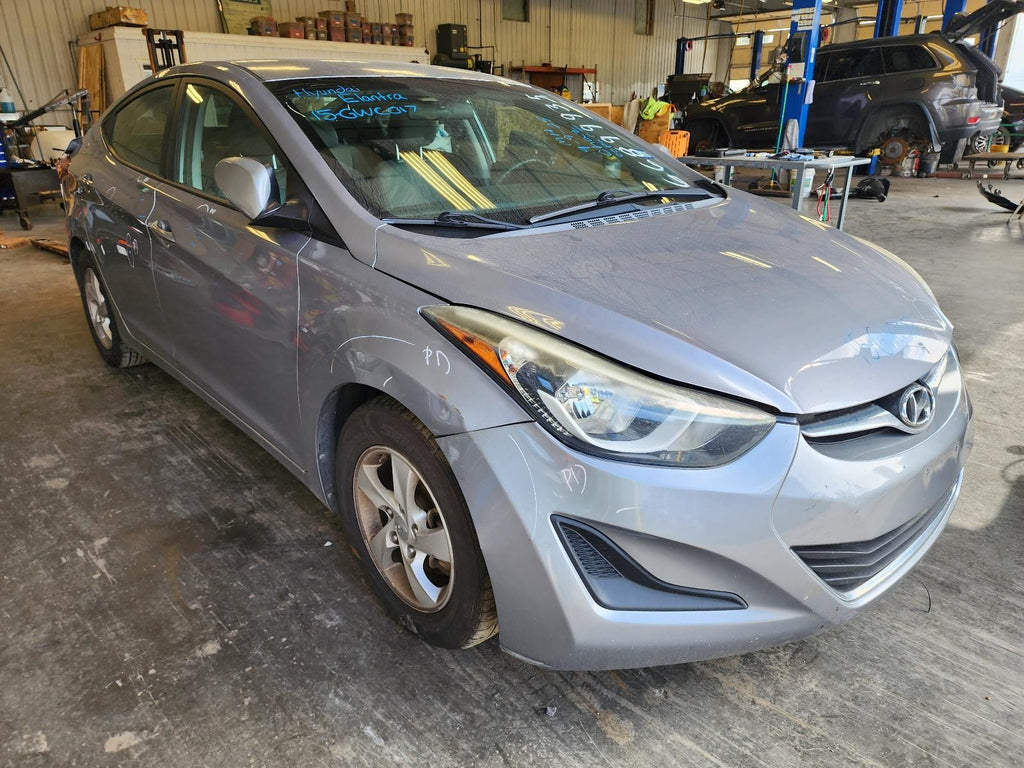 Used Starter Motor fits: 2015 Hyundai Elantra US built 2.0L ID 361002E551 Grade