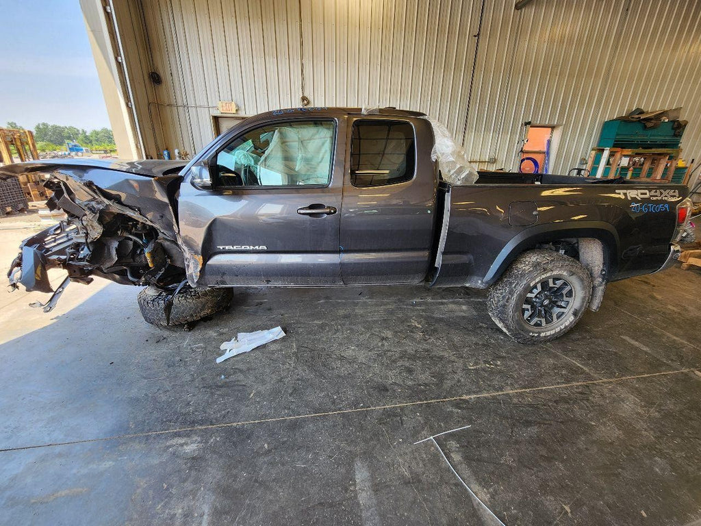 Used Rear Drive Shaft Rear fits: 2020 Toyota Tacoma 4x4 Crew Cab 4 Dr 5' 0`` box
