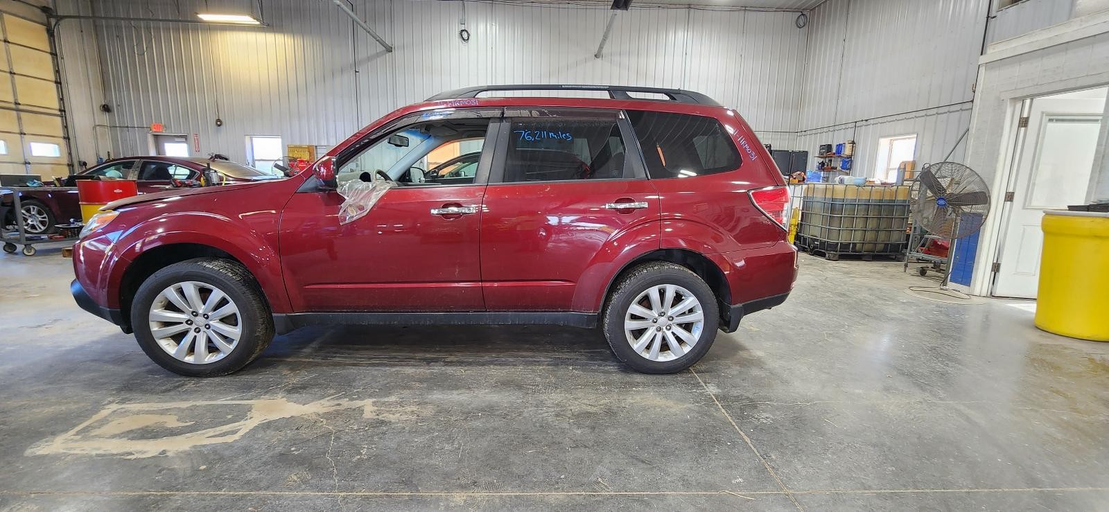 Used Right Door Mirror fits: 2011 Subaru Forester Power w/o turn signal heated b