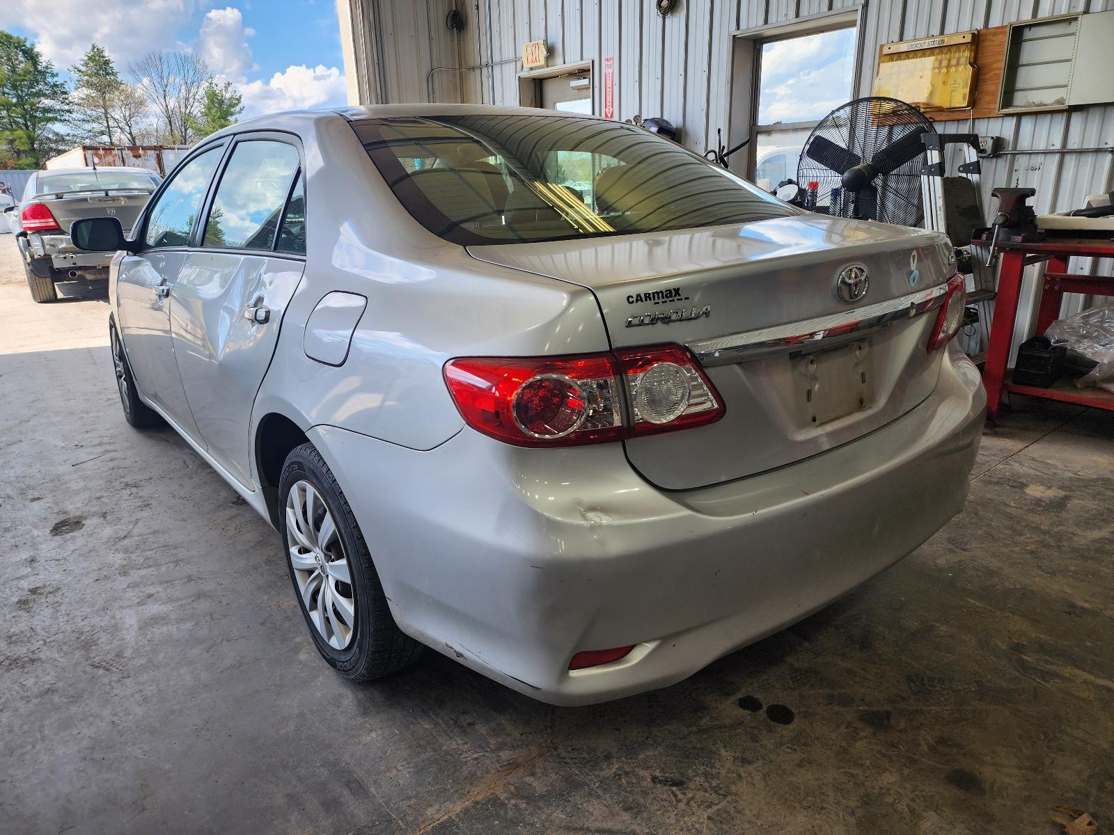 Used Front Left Door Window Regulator Front fits: 2012 Toyota Corolla electric F