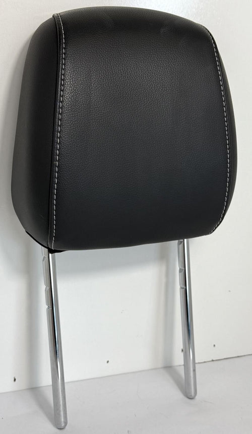 2017-2019 FORD ESCAPE FRONT LEFT RIGHT HEADREST LEATHER OEM