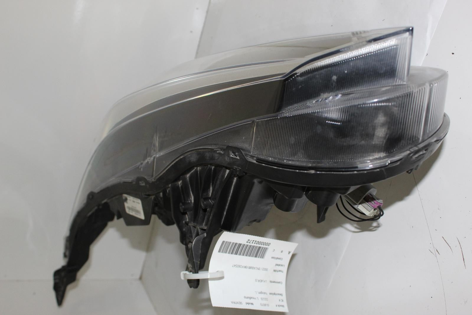 Used Left Headlight Assembly fits: 2022 Nissan Sentra halogen Left Grade A