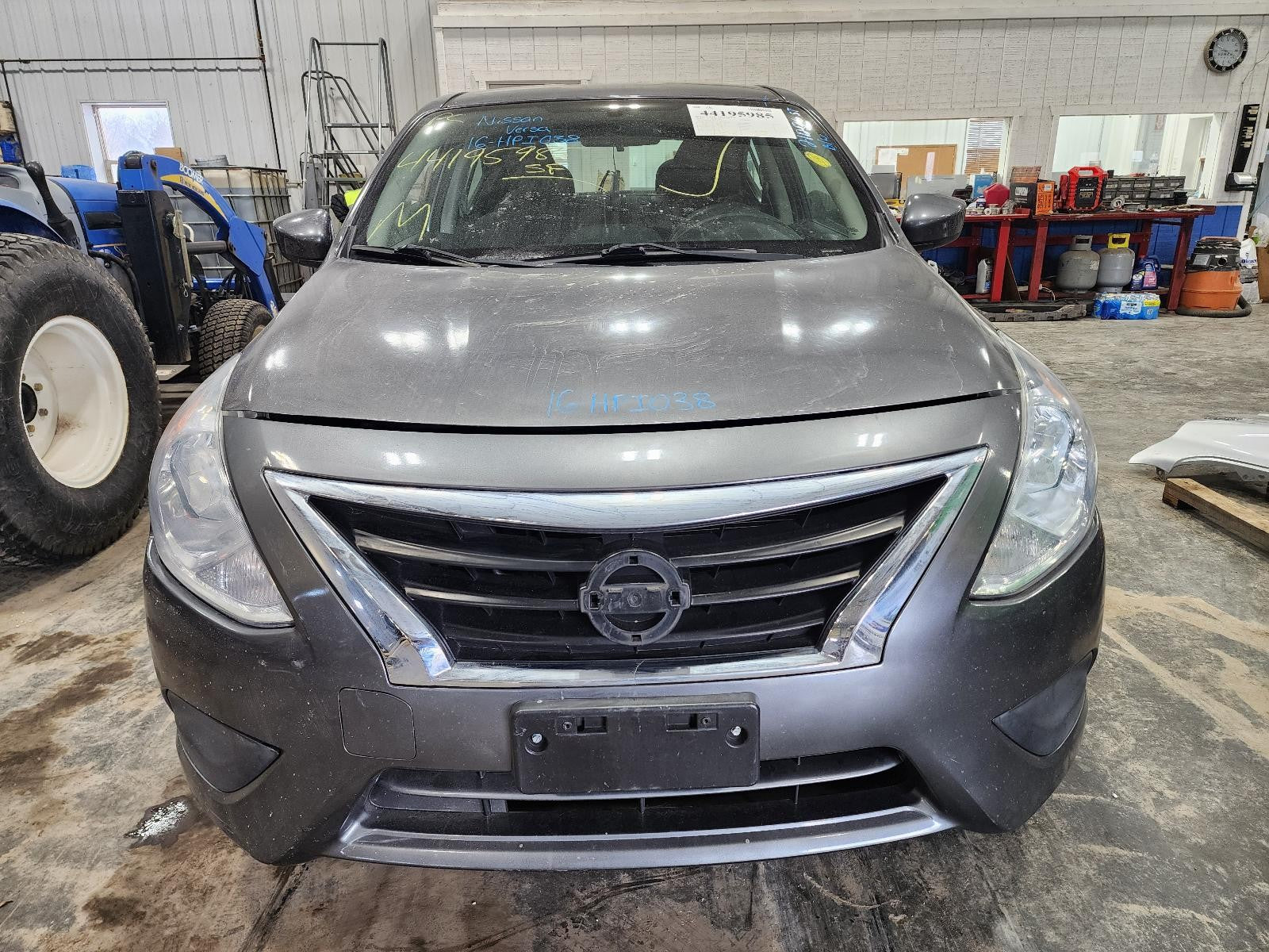 Used Front Right Seat Front fits: 2016 Nissan Versa bucket air bag manual cloth