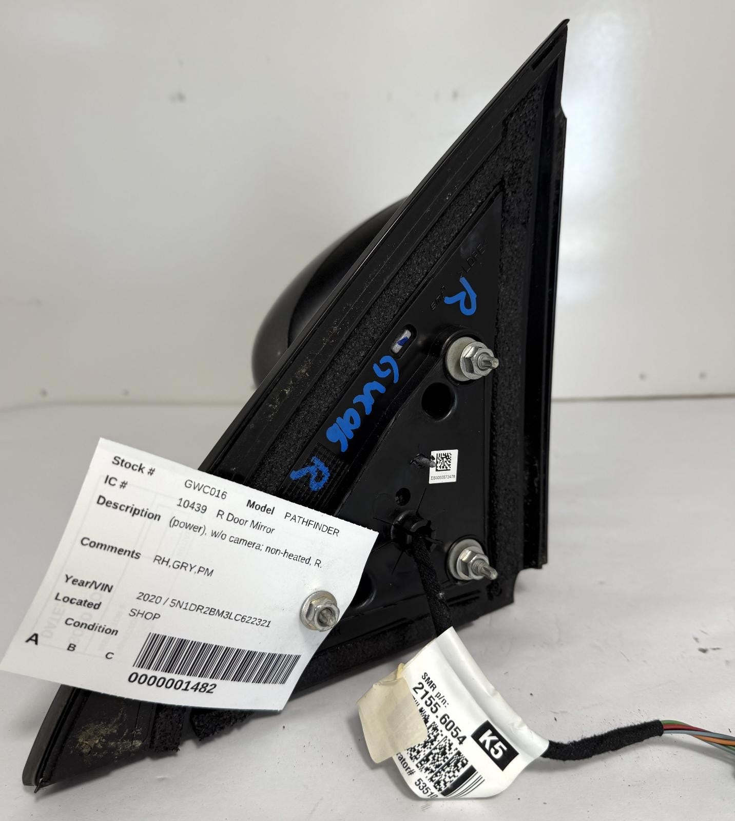 Used Right Door Mirror fits: 2020 Nissan Pathfinder power w/o camera non-heated