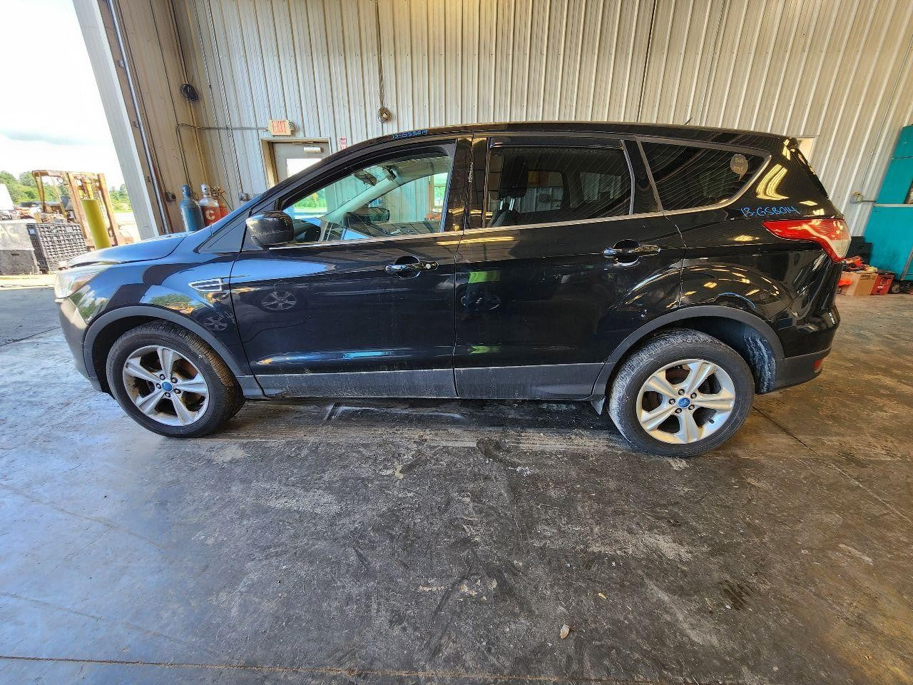 Used Starter Motor fits: 2013 Ford Escape 1.5L w/o automatic engine stop and sta