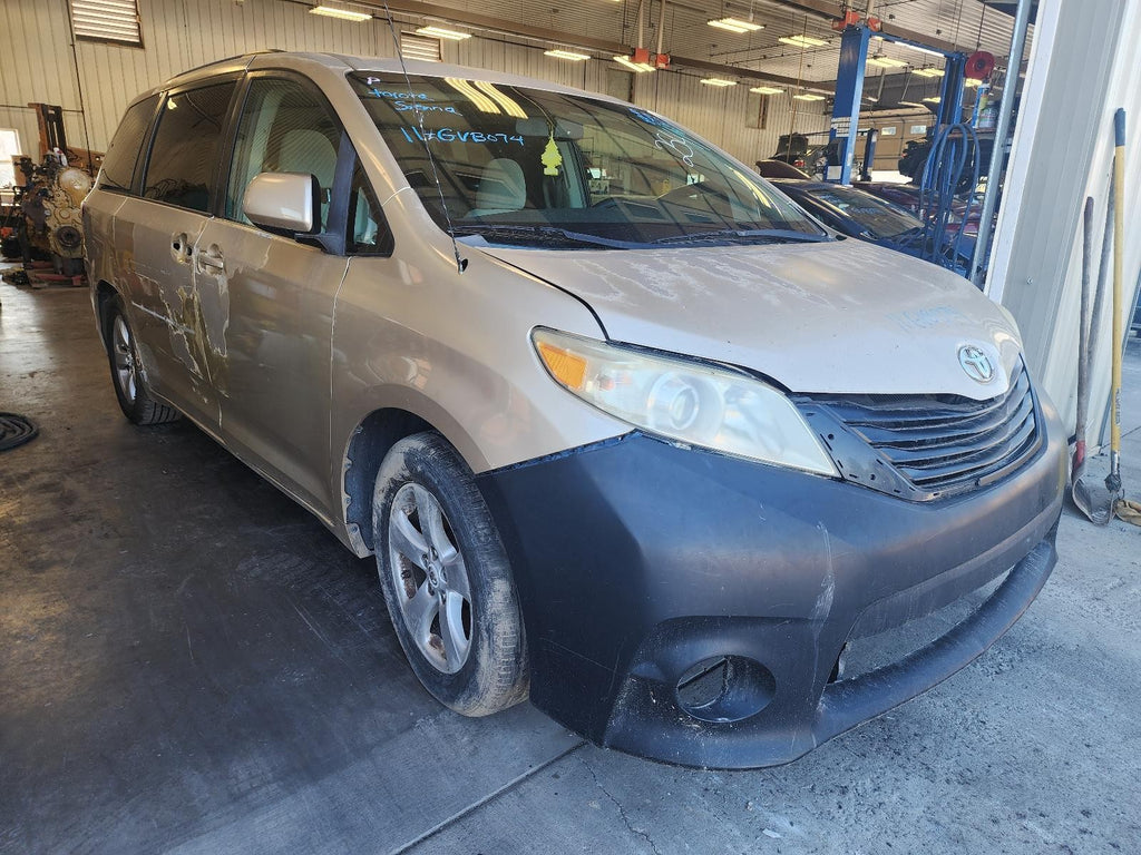 Used Starter Motor fits: 2011 Toyota Sienna 1.7kw Grade C