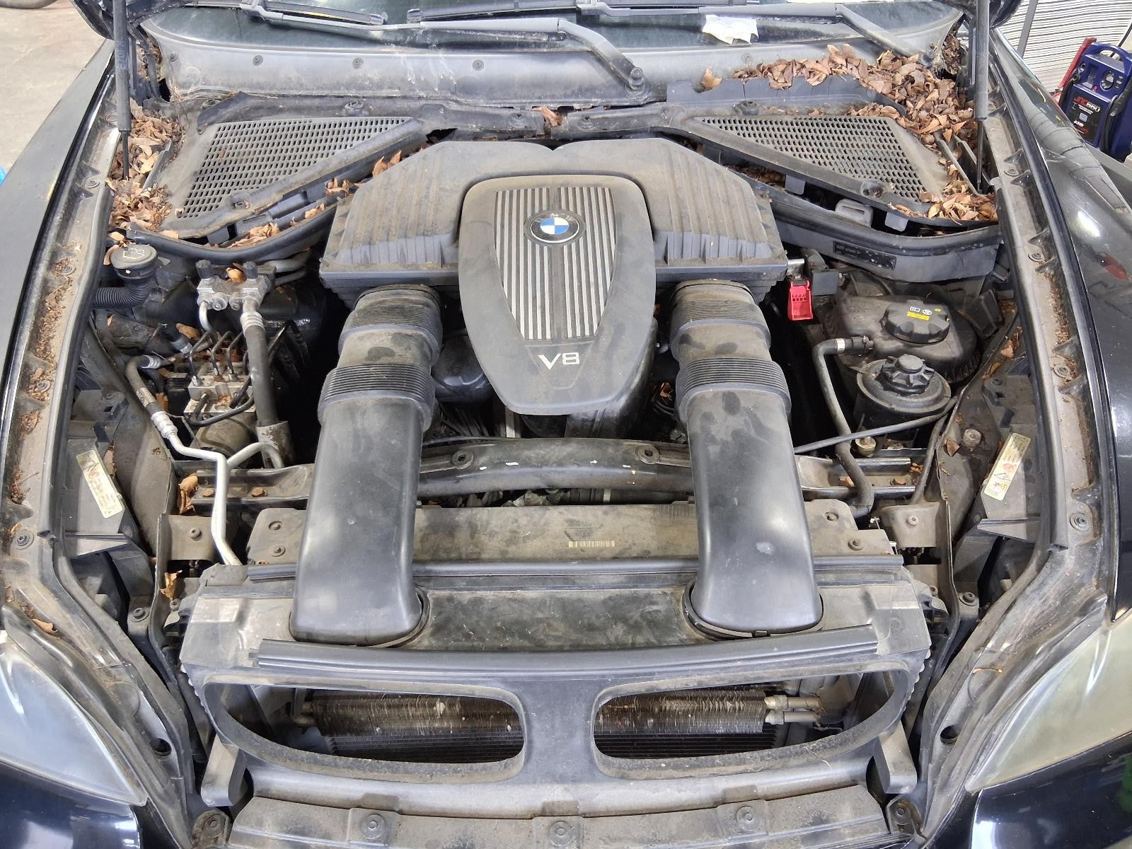Used Air Cleaner Assembly fits: 2007 Bmw X5 4.8 Grade A