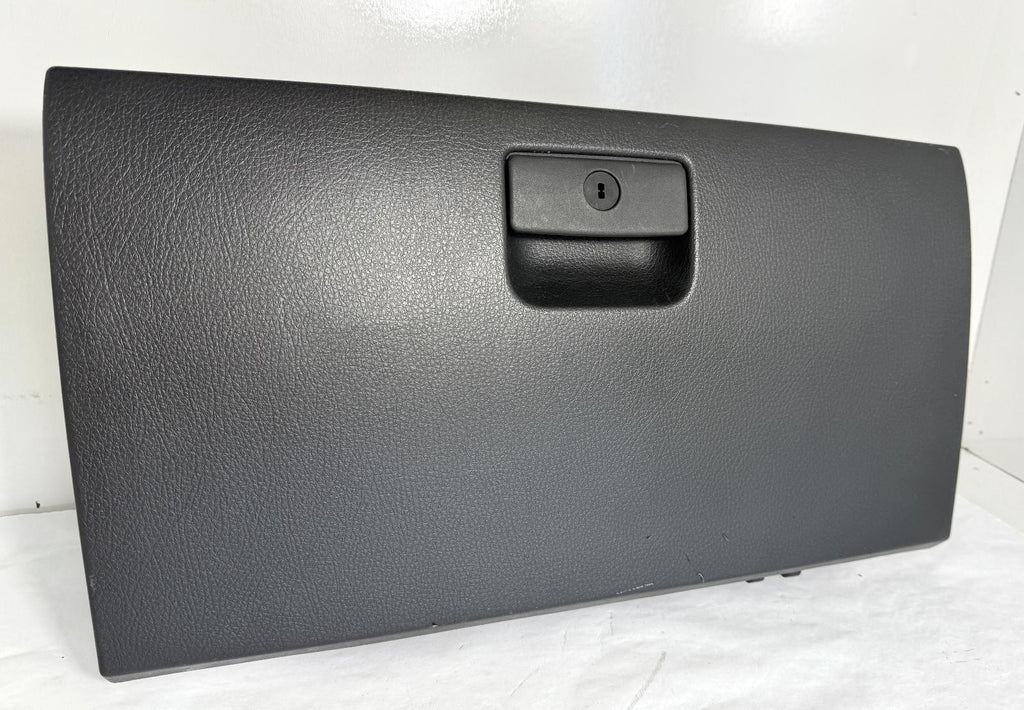2011-2015 KIA SORENTO GLOVE BOX STORAGE COMPARTMENT DOOR OEM
