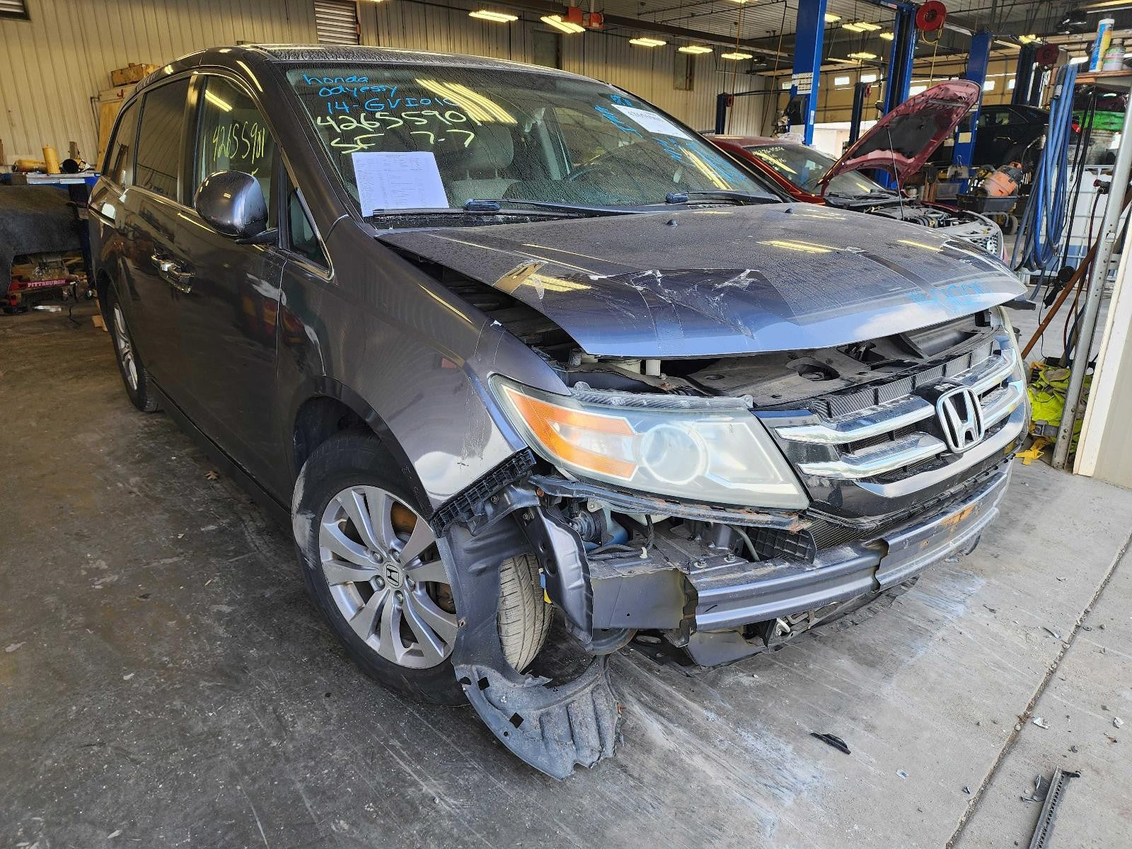 Used Left Sun Visor fits: 2014 Honda Odyssey illuminated Left Grade A