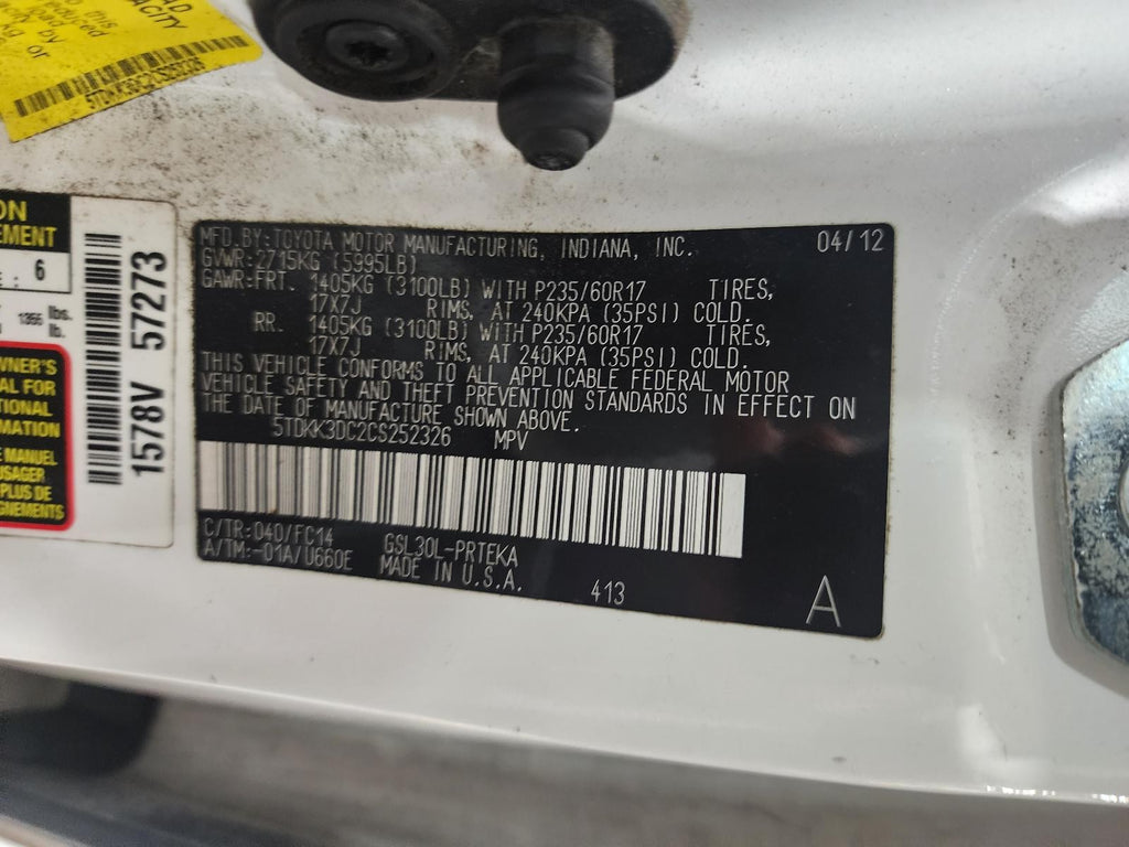 Used Left Upper Tail Light Assembly fits: 2012 Toyota Sienna quarter panel mount