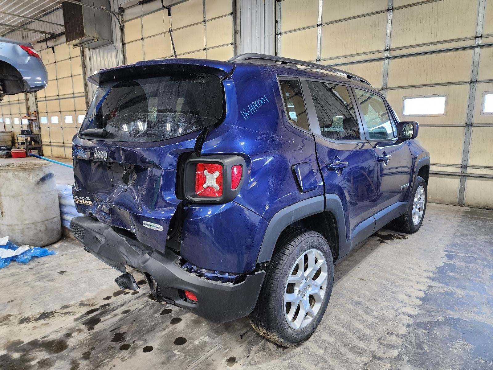 Used Front Right Seat Front fits: 2018 Jeep Renegade air bag bucket manual cloth