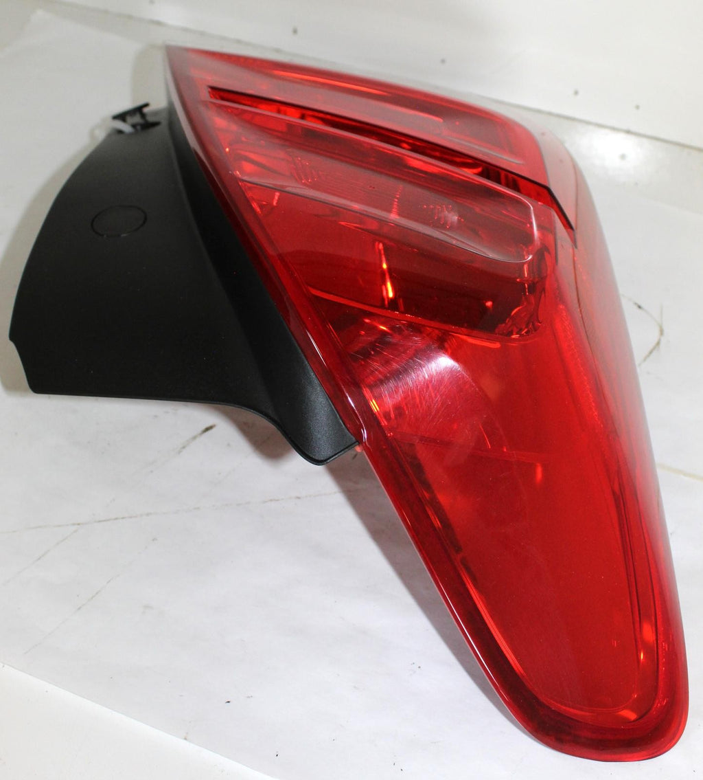 Used Left Tail Light Assembly fits: 2017 Chevrolet Trax Left Grade A