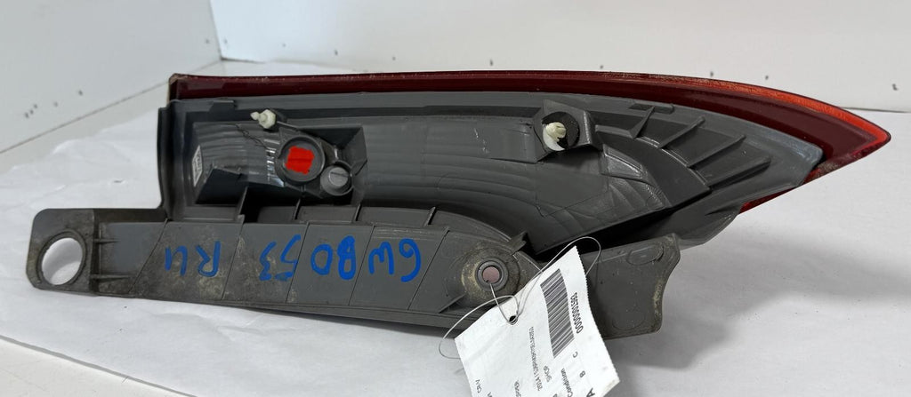 2012-2014 HONDA CR-V TAILLIGHT RIGHT SIDE UPPER OEM