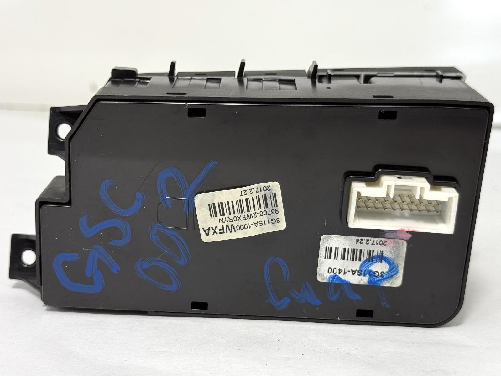 2013-2019 HYUNDAI SANTA FE DIMMER TRACTION LOCK DRIVE MODE SWITCH OEM