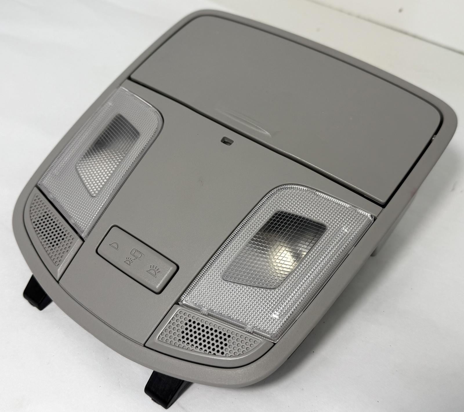 2015-2017 HYUNDAI SONATA OVERHEAD CONSOLE DOME LIGHT MAP LAMP OEM