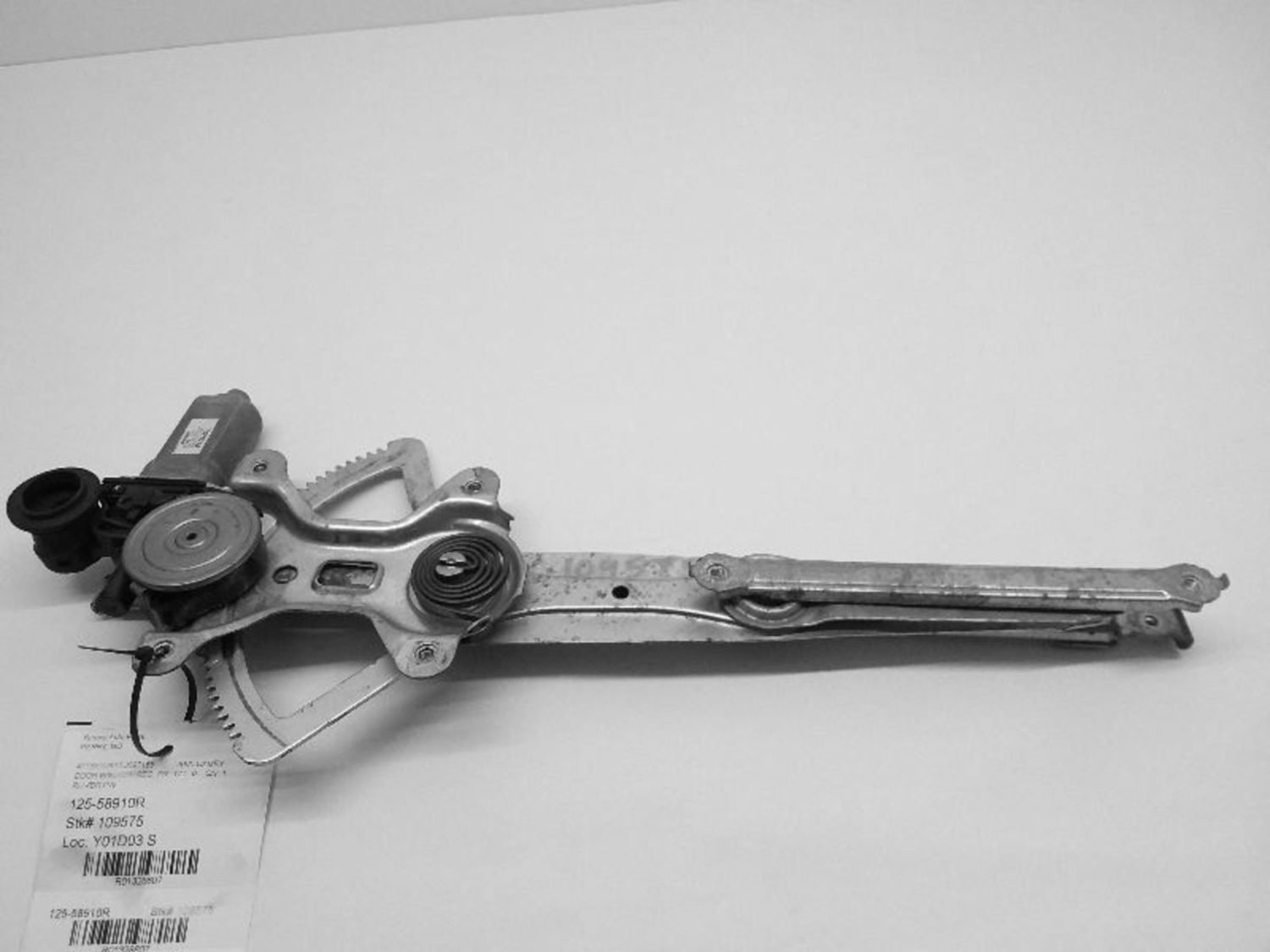 Used Front Right Door Window Regulator Front fits: 2005 Toyota Camry electric Fr