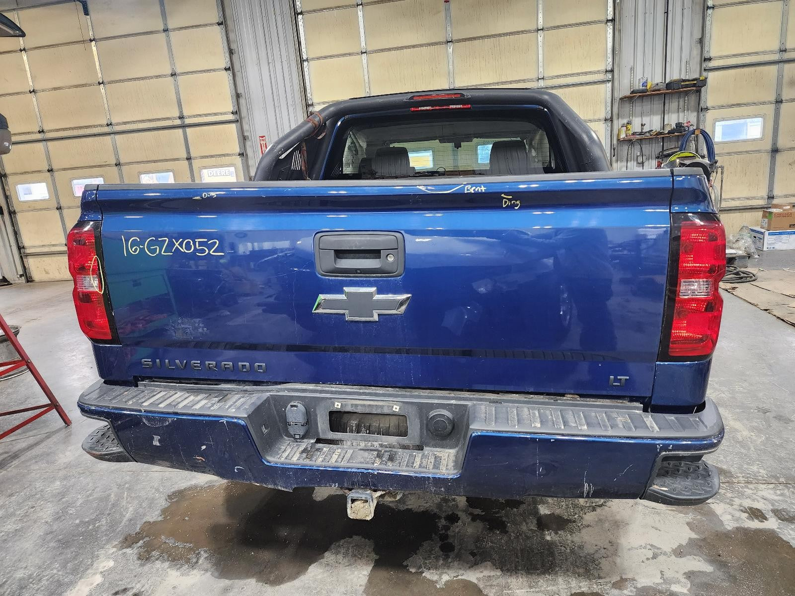 Used Left Sun Visor fits: 2016 Chevrolet Silverado 1500 pickup w/illumination Le