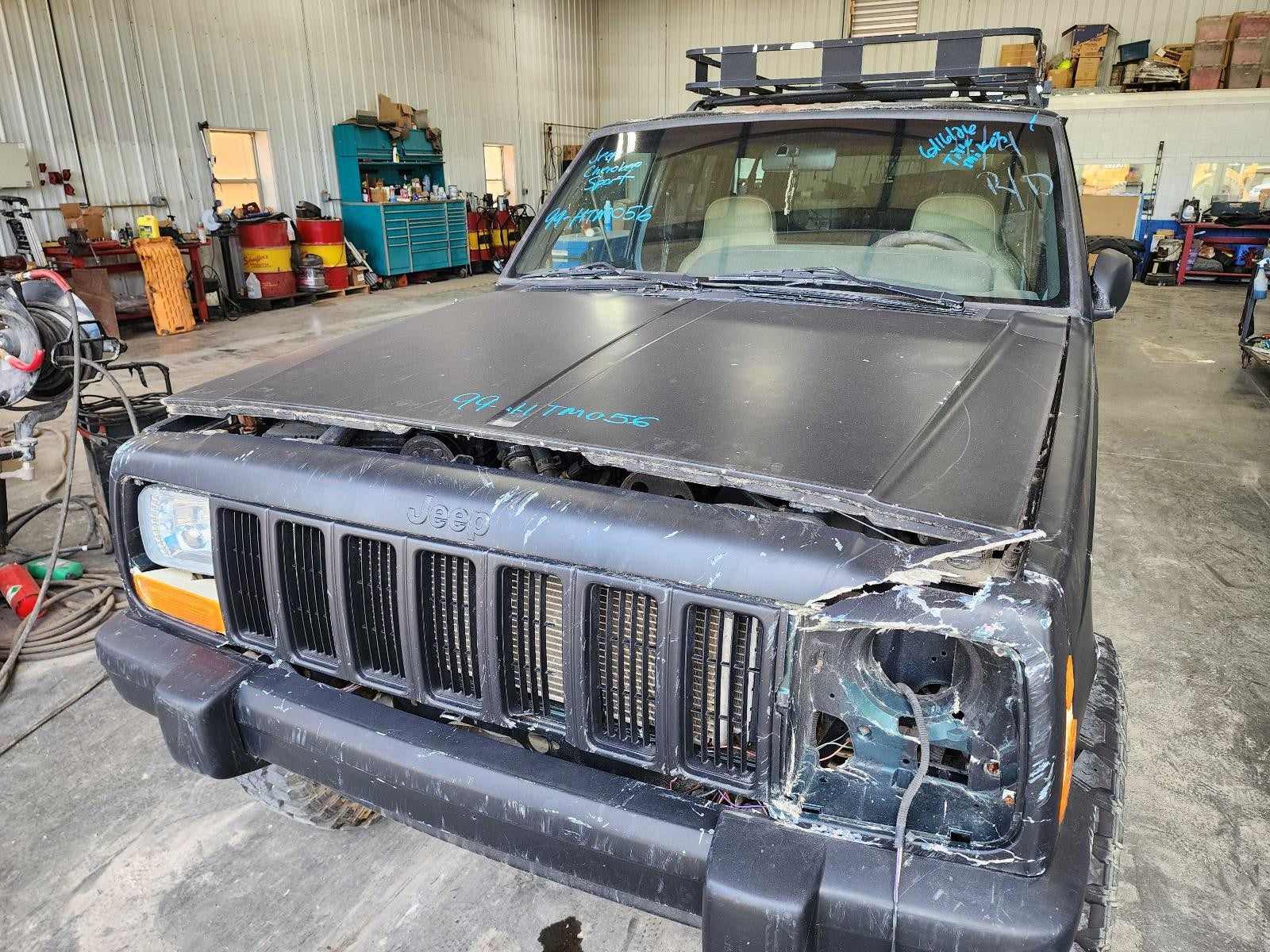 Used Automatic Transmission Assembly fits: 1999 Jeep Cherokee AT 6 cylinder 4x4