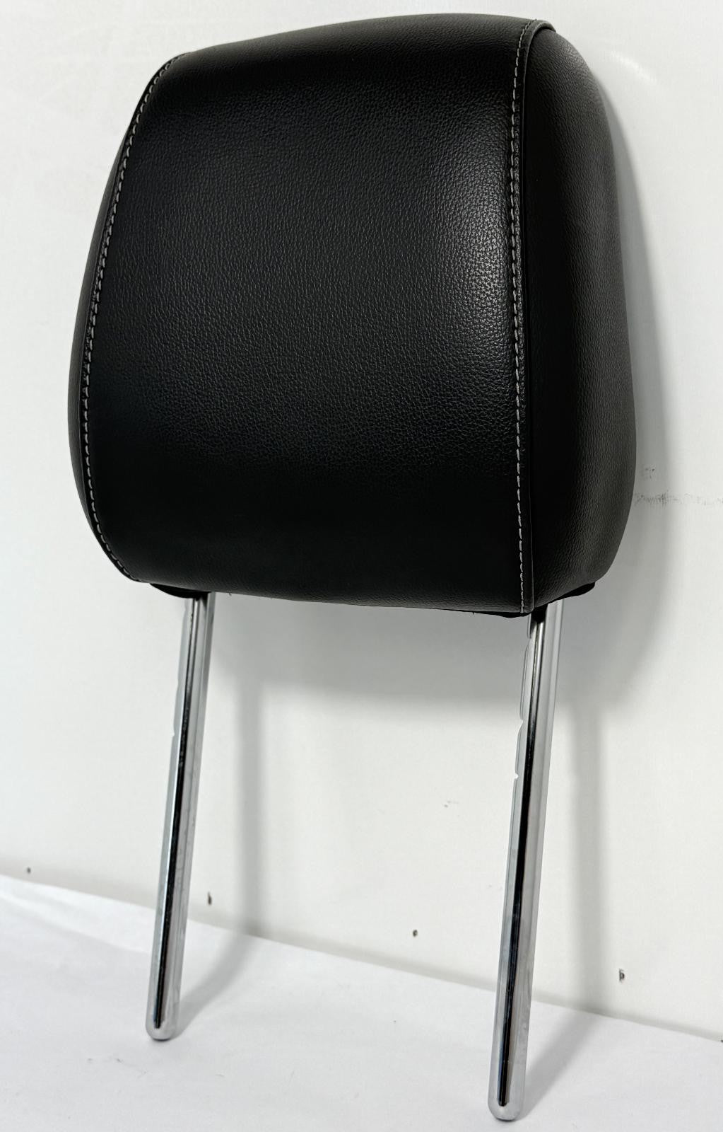 2017-2019 FORD ESCAPE HEADREST FRONT LEFT DRIVER SIDE LEATHER OEM