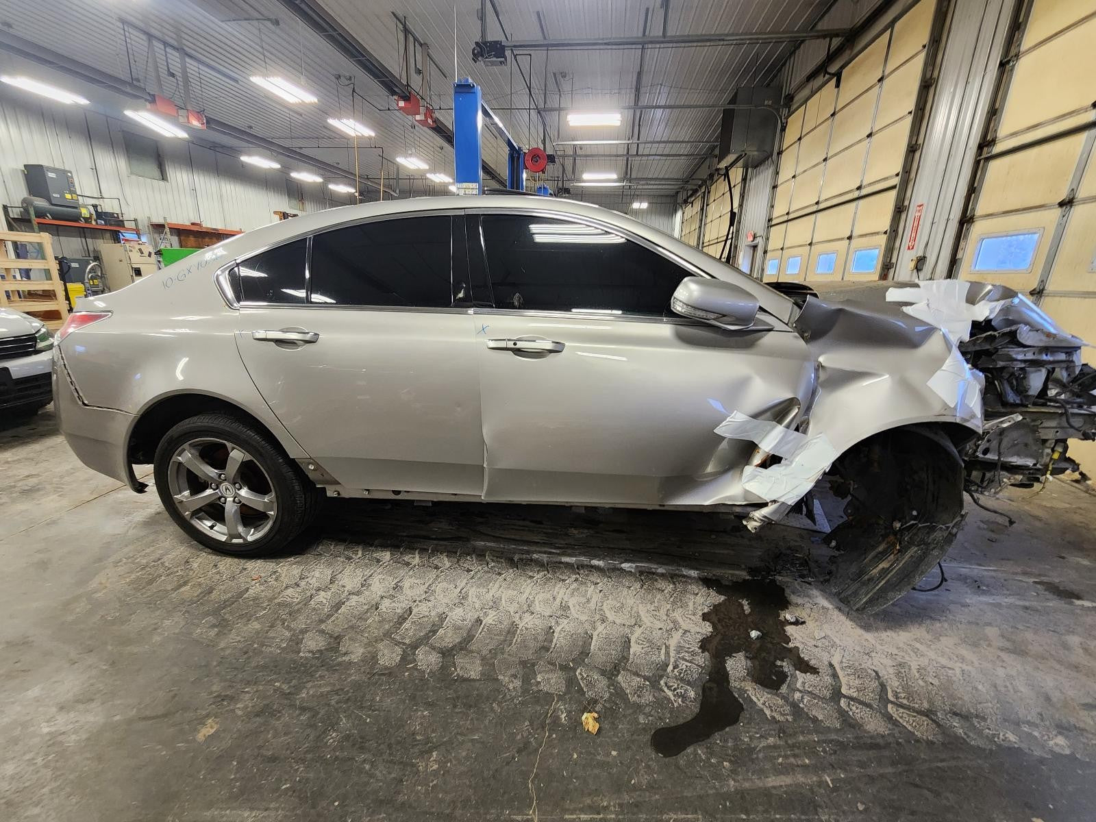 Used A/C Compressor fits: 2010 Acura Tl  Grade A