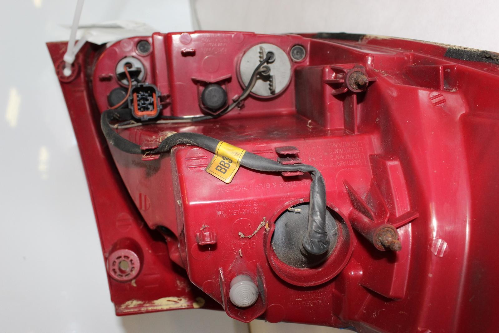 HYUNDAI VELOSTER R Taillight w/o LED accent; R. 13 14 15 16 17