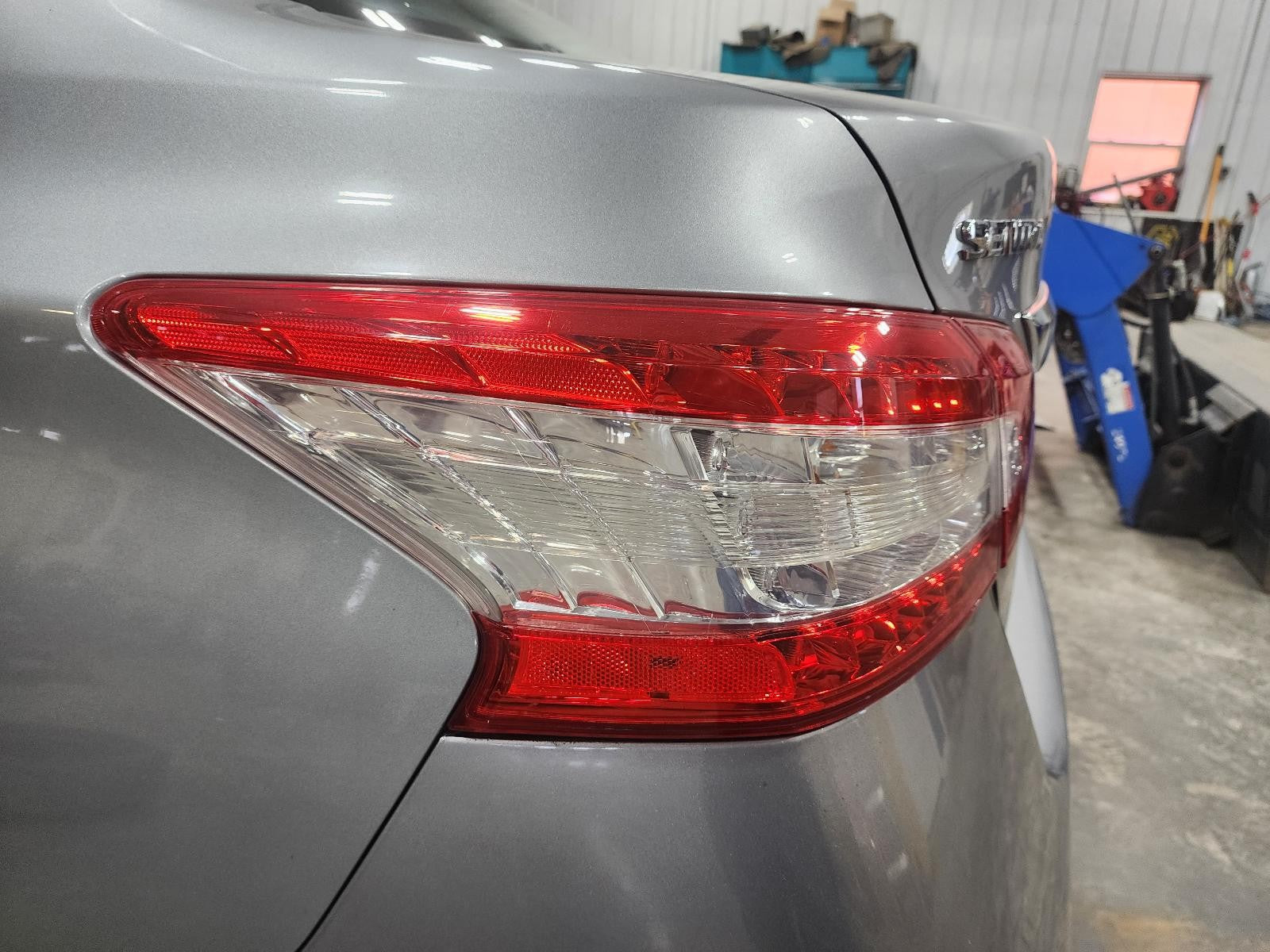 Used Left Tail Light Assembly fits: 2014 Nissan Sentra quarter panel mounted Lef