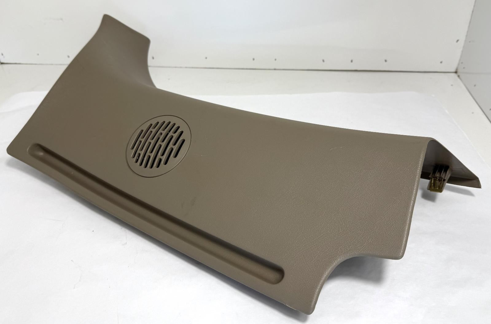 2000-2006 CHEVROLET TAHOE UPPER D-PILLAR TRIM W/ SPEAKER RIGHT SIDE OEM