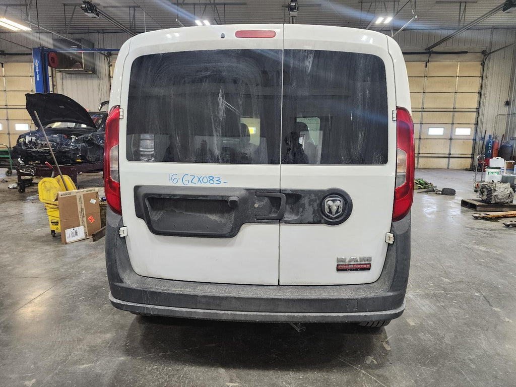 Used Air Cleaner Assembly fits: 2016 Ram Promaster city new style horizontal rea