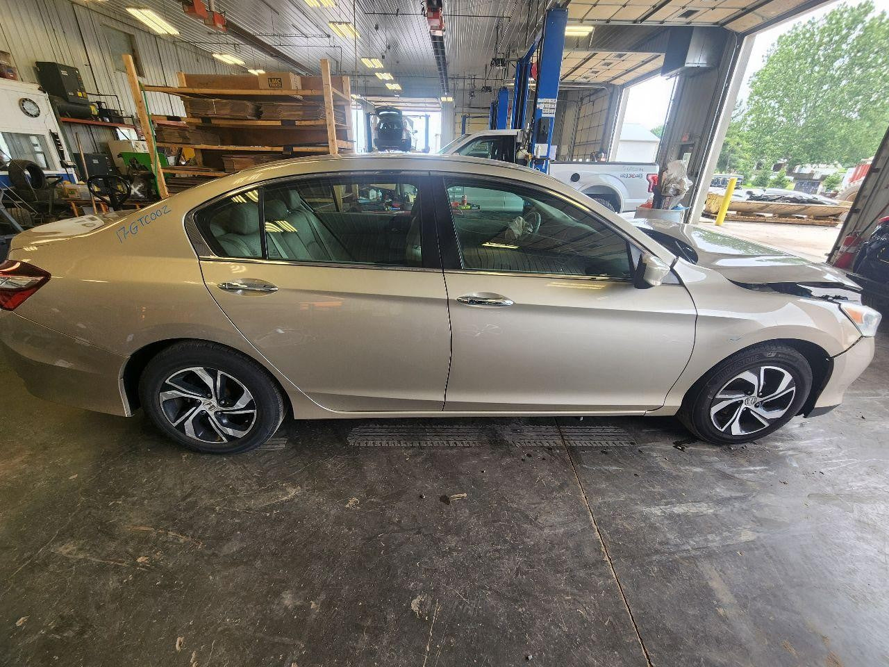 Used Engine Complete Assembly fits: 2017 Honda Accord 2.4L VIN 2 6th digit Sedan