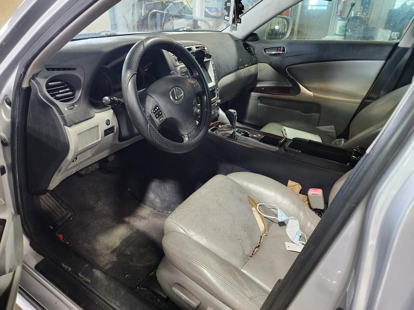 Used Alternator fits: 2006 Lexus IS250  Grade C
