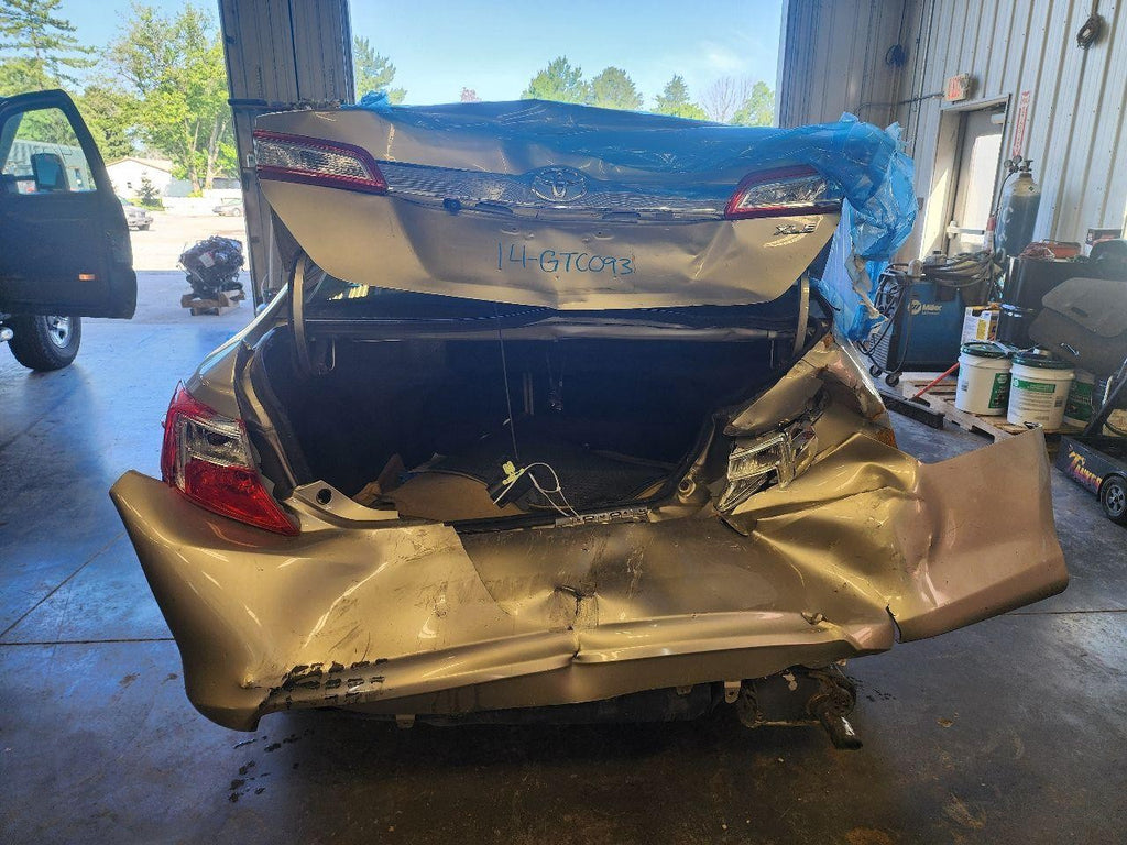 Used Front Left Drive Axle Shaft fits: 2014 Toyota Camry Front Axle VIN F 5th di
