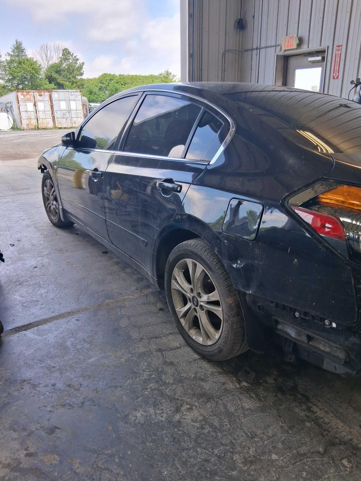 Used Air Cleaner Assembly fits: 2012 Nissan Altima 2.5L 4 cylinder w/o Hybrid Gr